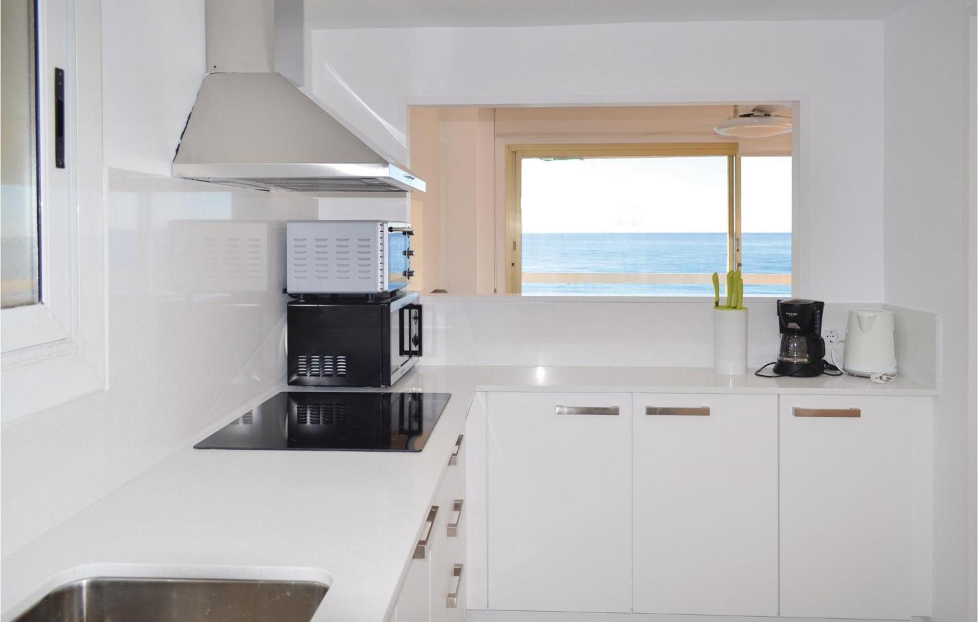 3 Bedroom Beautiful Apartment In Lloret De Mar Lloret de Mar Exterior foto