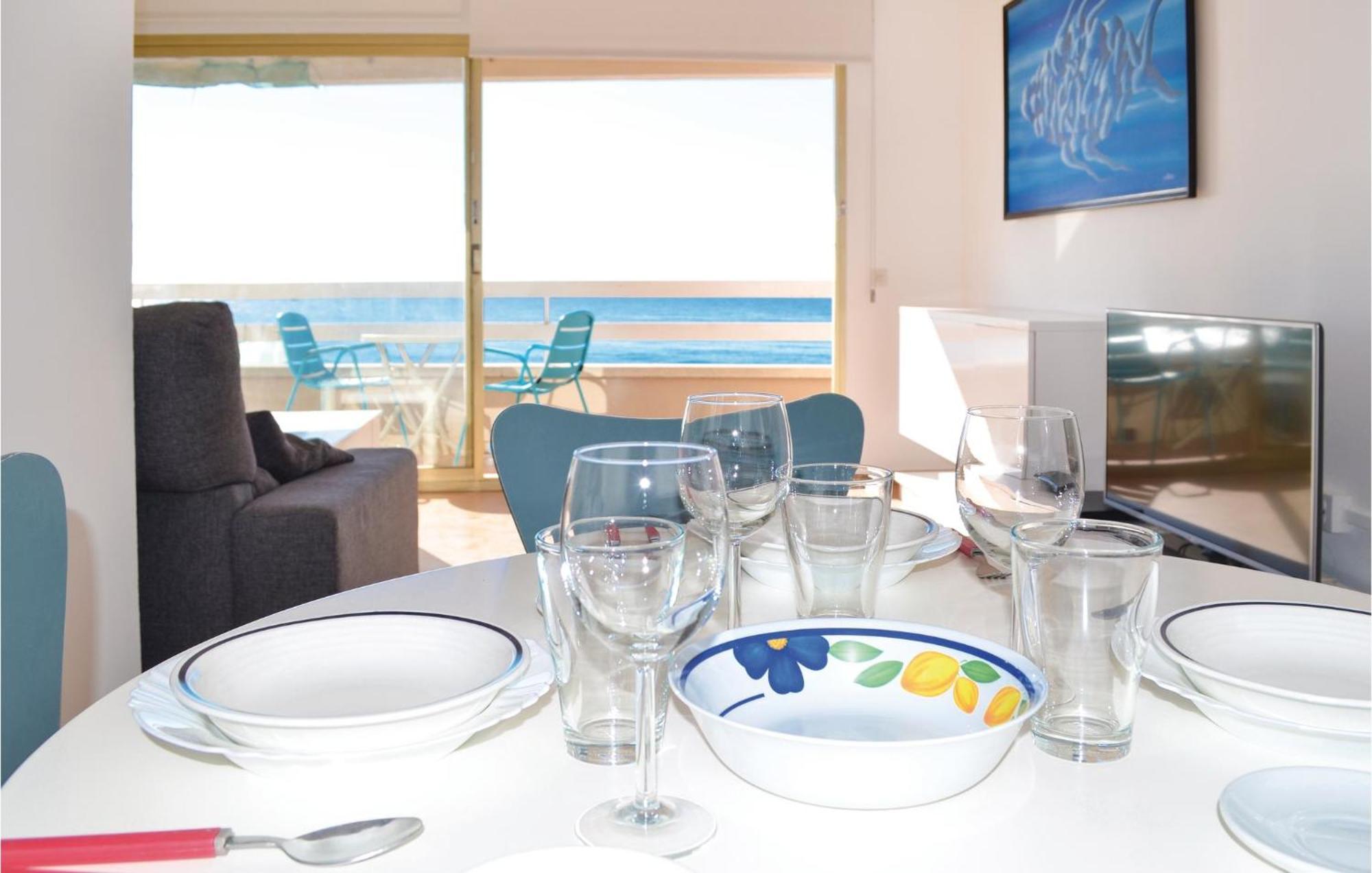 3 Bedroom Beautiful Apartment In Lloret De Mar Lloret de Mar Exterior foto
